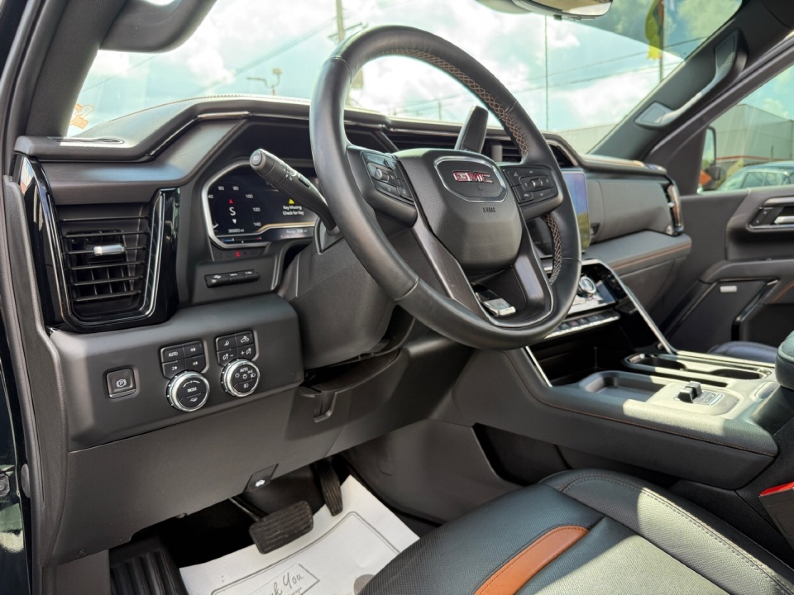 2024 Gmc Sierra HD AT4 photo 14