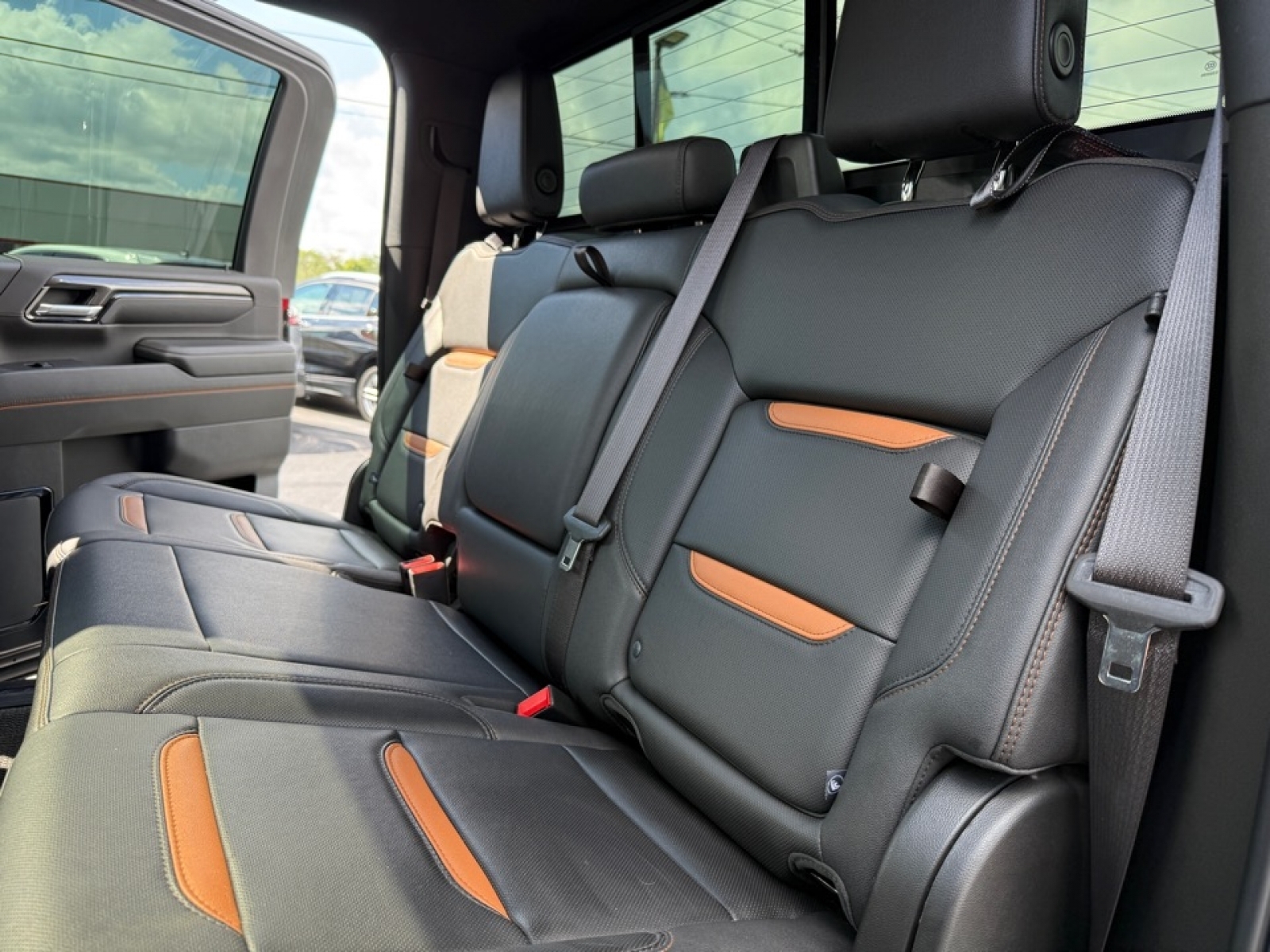 2024 Gmc Sierra HD AT4 photo 16