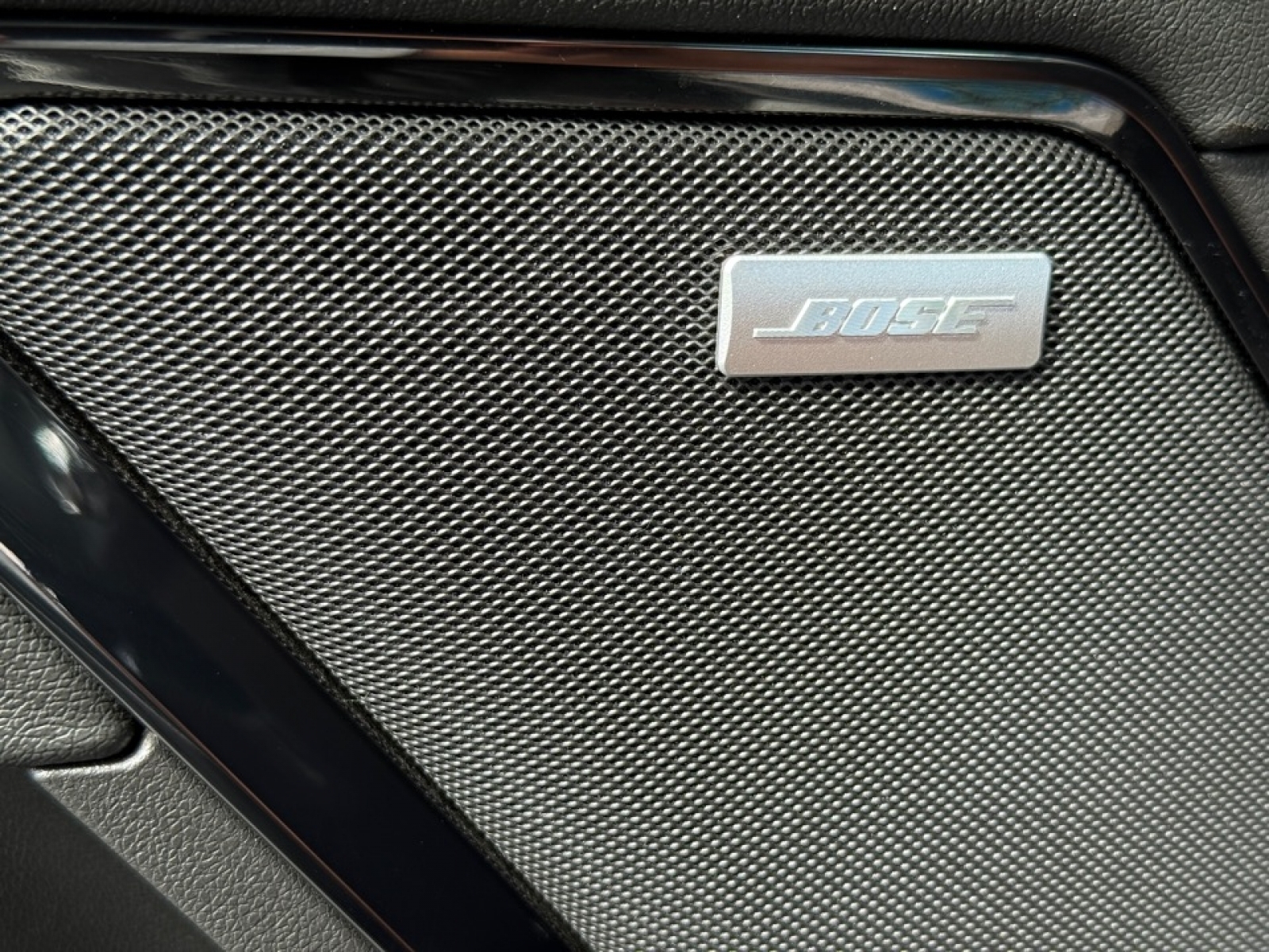 2024 GMC Sierra 2500HD 4WD Crew Cab Standard Bed AT4, 38884, Photo