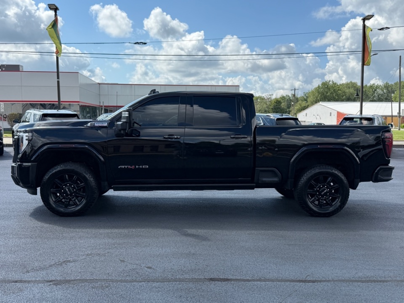 Image of 2024 GMC Sierra 2500HD 4WD Crew Cab Standard Bed AT4