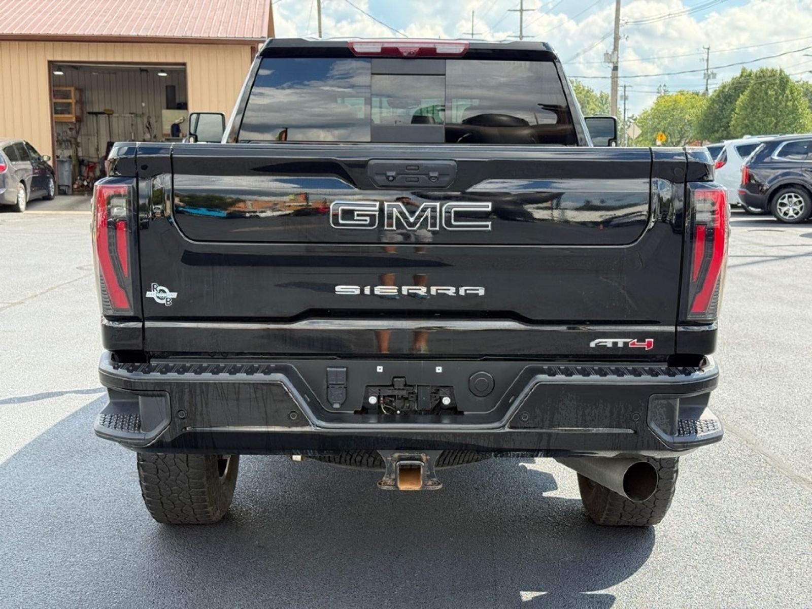 Image of 2024 GMC Sierra 2500HD 4WD Crew Cab Standard Bed AT4