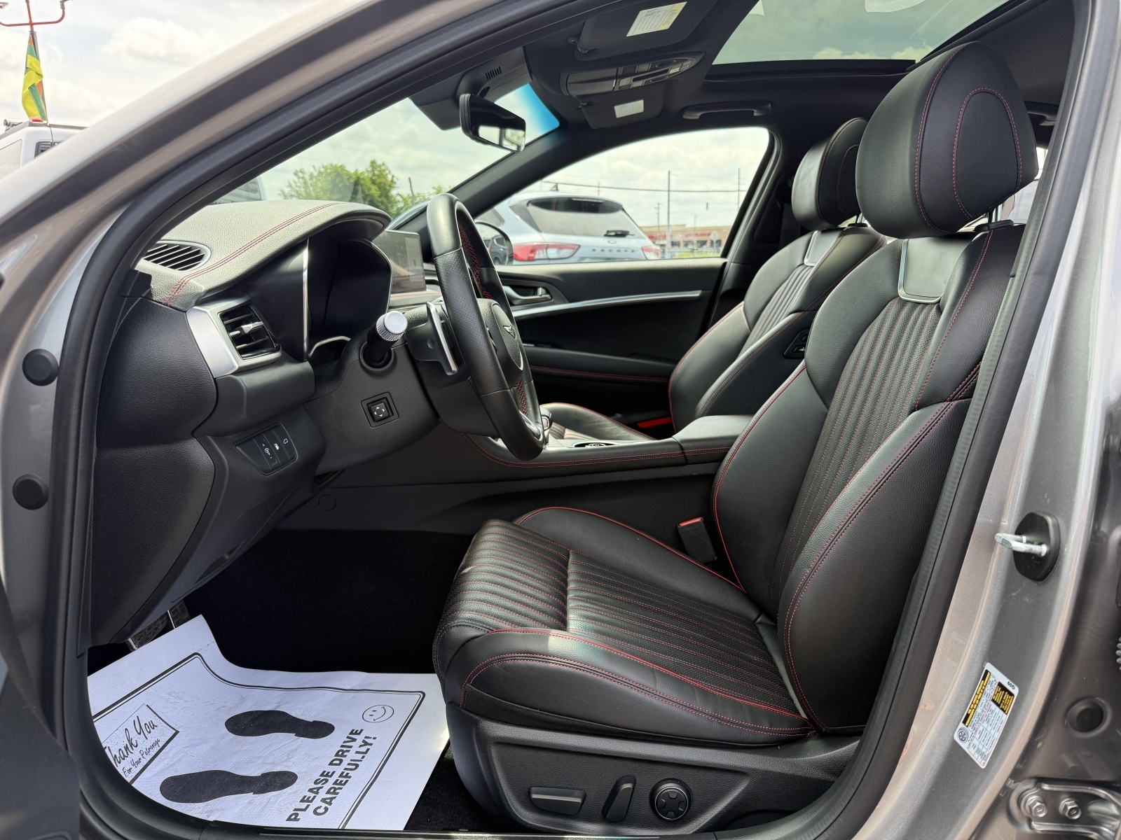 2024 Genesis G70 2.5T photo 13
