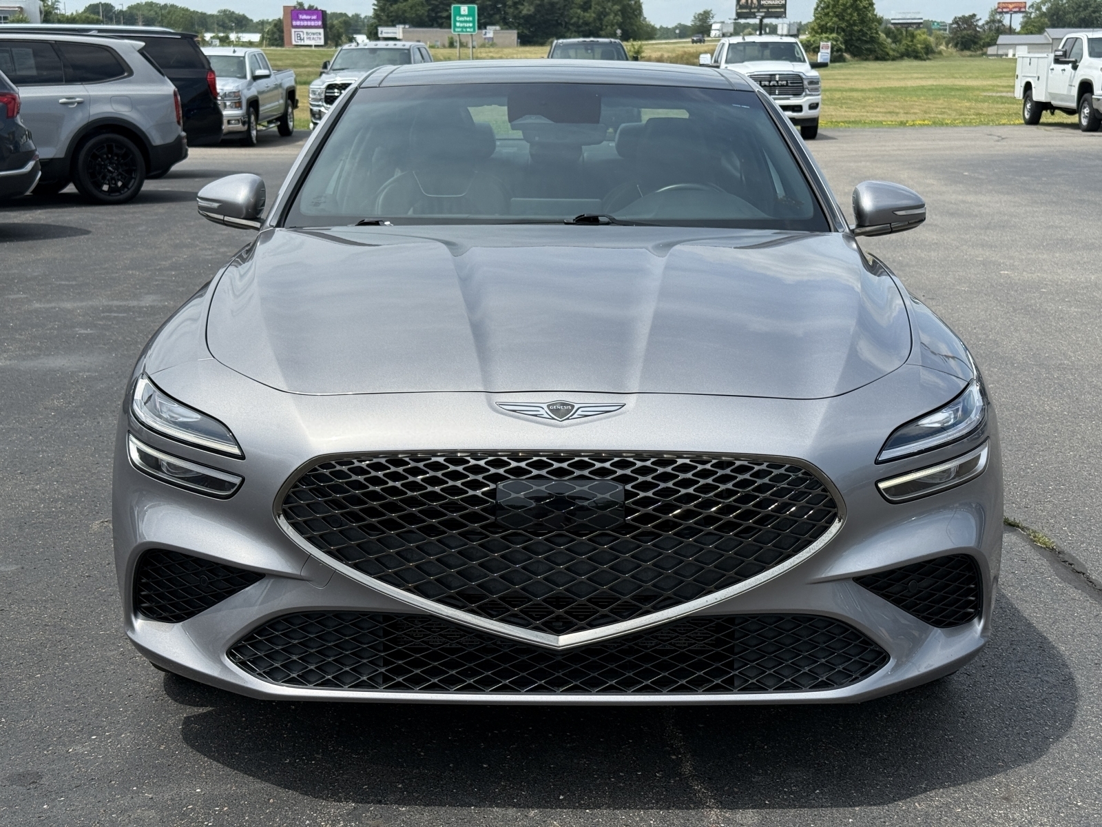 2024 Genesis G70 2.5T photo 3