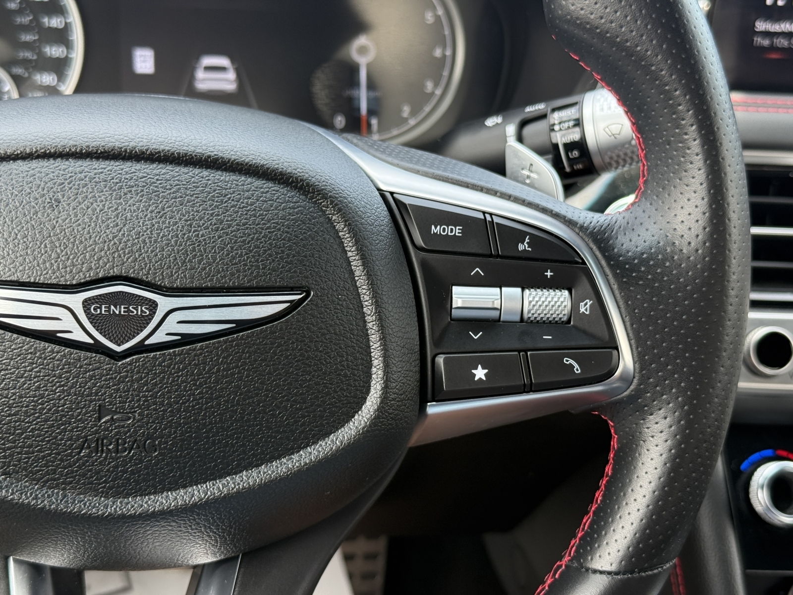 2024 Genesis G70 2.5T photo 30