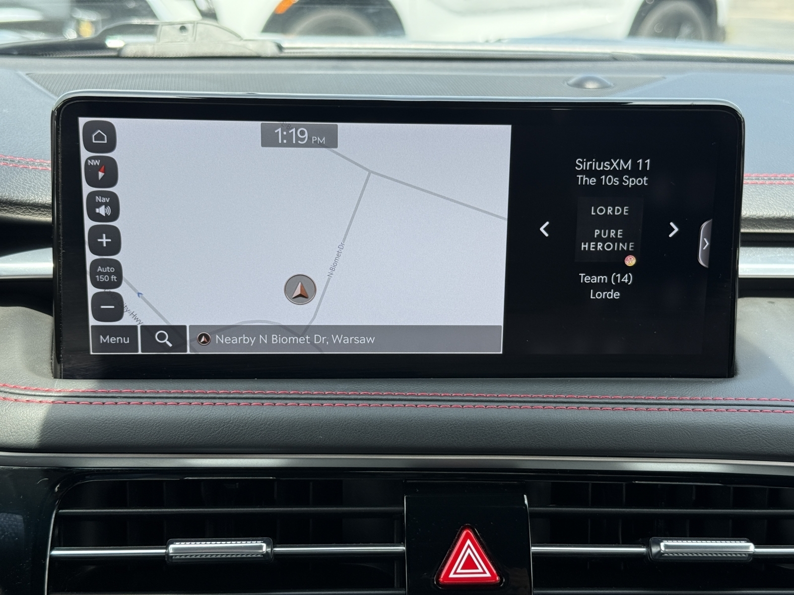2024 Genesis G70 2.5T photo 31