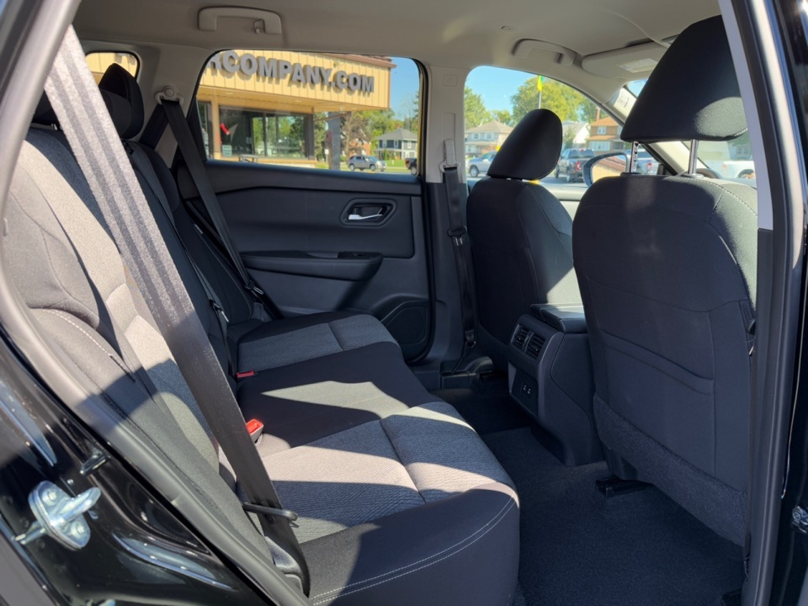 2024 Nissan Rogue SV Intelligent AWD, 39068, Photo