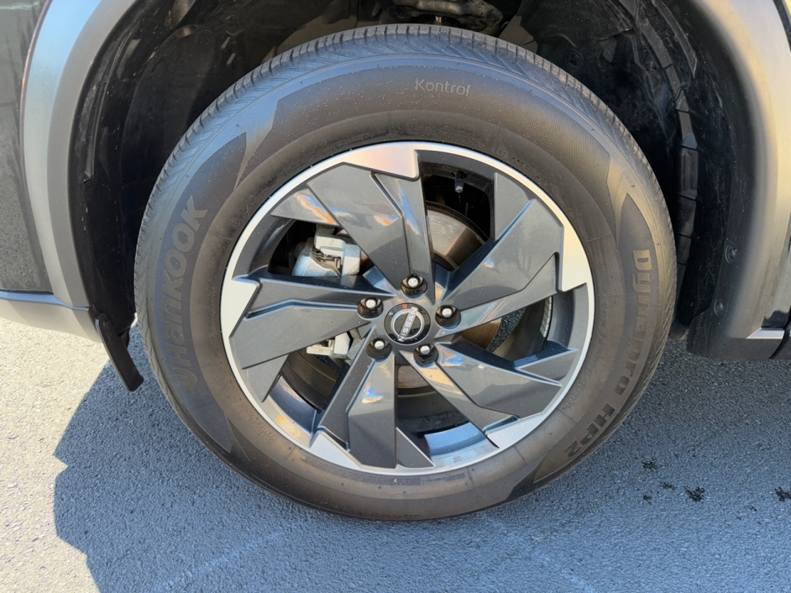 2024 Nissan Rogue SV Intelligent AWD, 39068, Photo