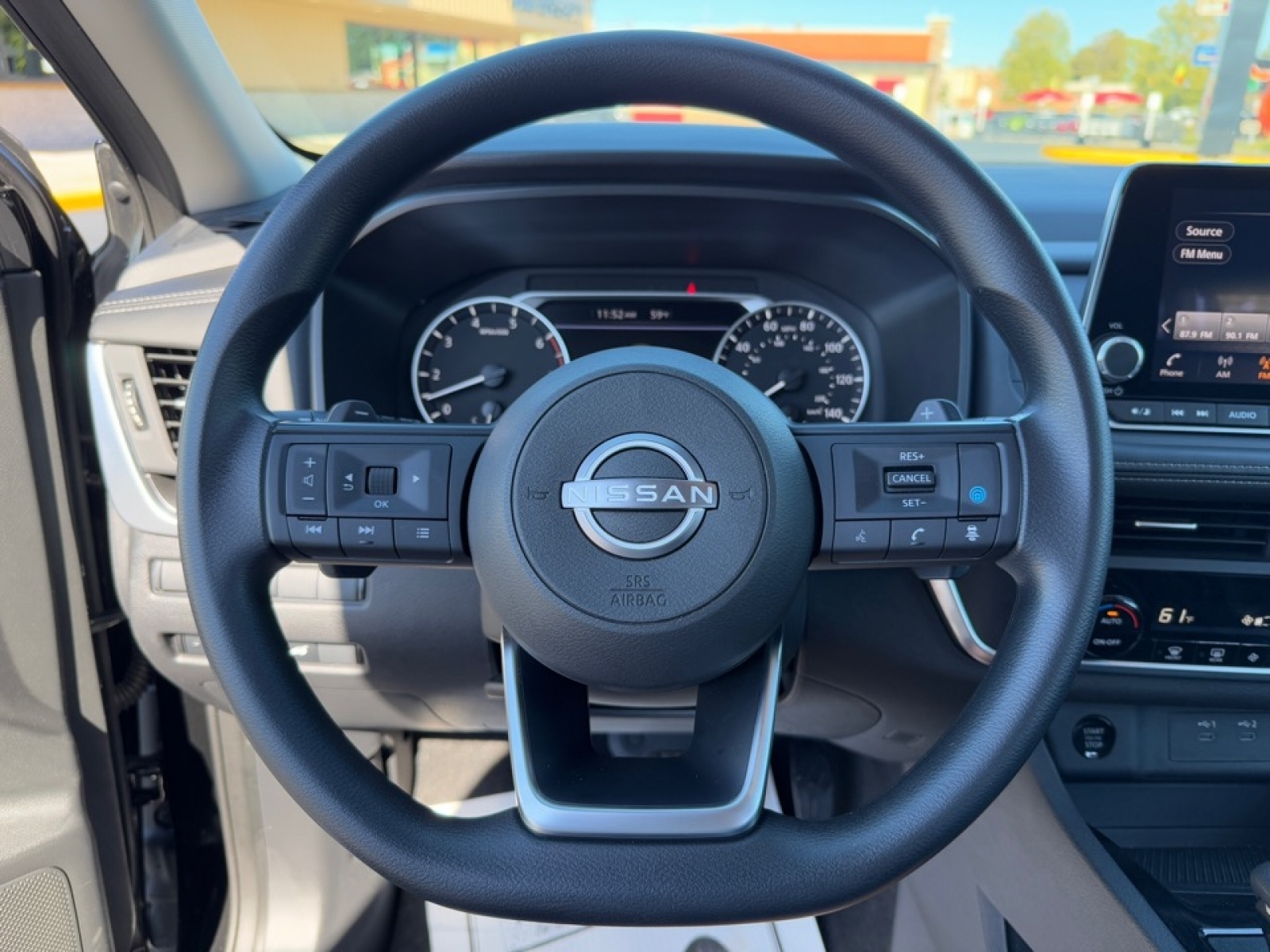 2024 Nissan Rogue SV Intelligent AWD, 39068, Photo