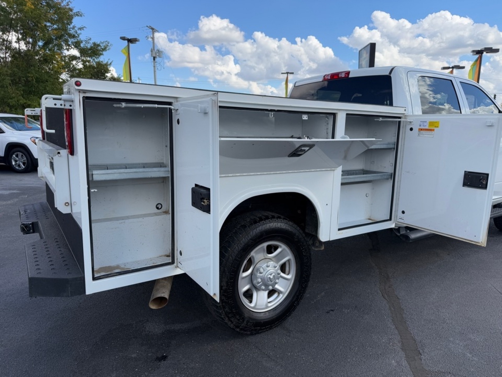 2024 Ram 2500 Tradesman Crew Cab 4x4 8' Box, 38848, Photo