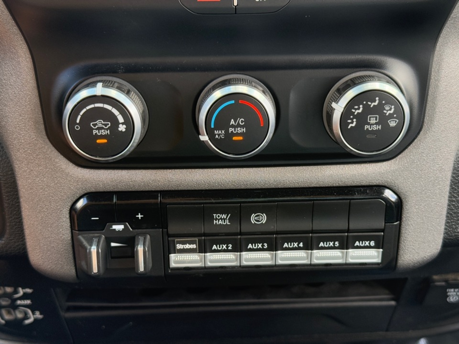 2024 Ram 2500 Tradesman Crew Cab 4x4 8' Box, 38848, Photo