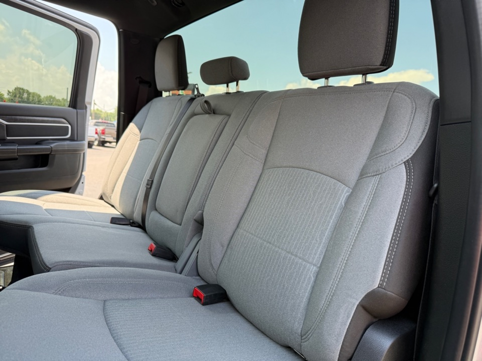 2024 Ram 3500 Big Horn Crew Cab 4x4 8' Box, 38558, Photo