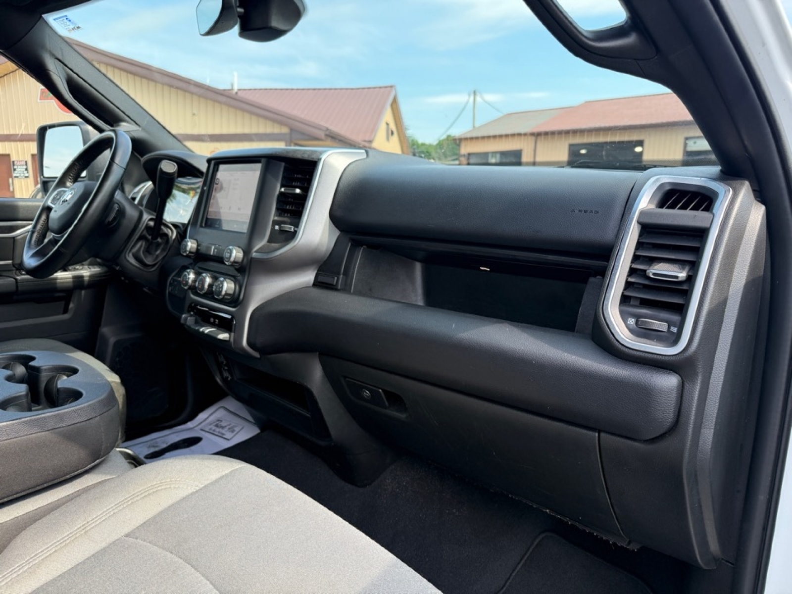 2024 Ram 3500 Big Horn Crew Cab 4x4 8' Box, 38646, Photo