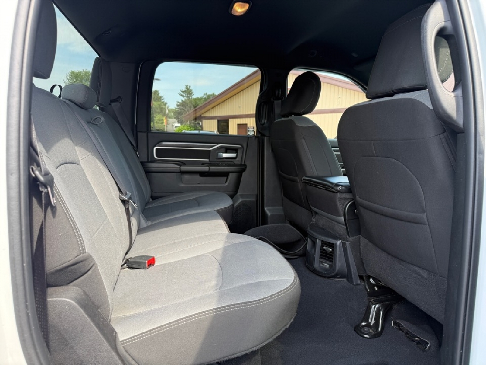 2024 Ram 3500 Big Horn Crew Cab 4x4 8' Box, 38646, Photo