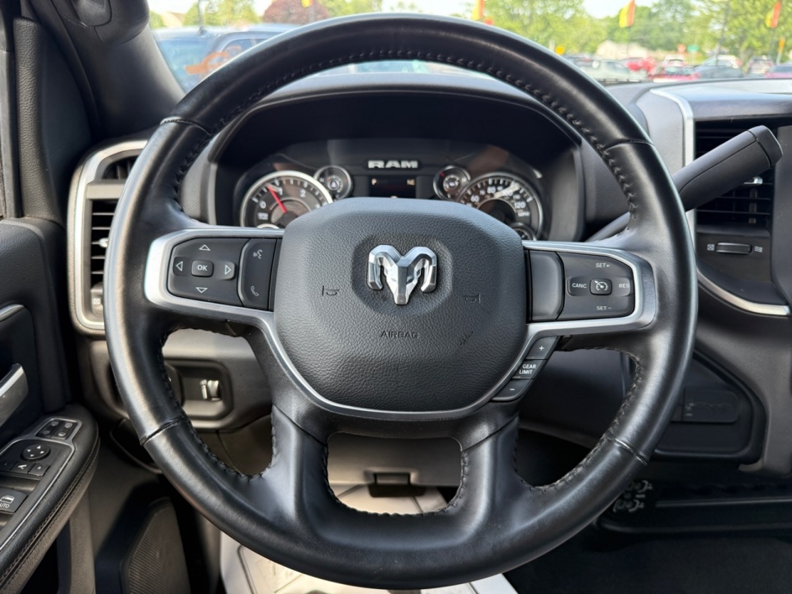 2024 Ram 3500 Big Horn Crew Cab 4x4 8' Box, 38646, Photo