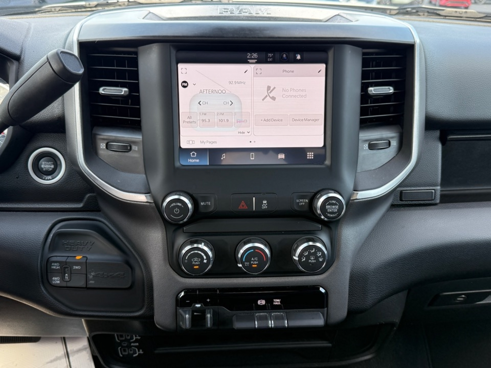 2024 Ram 3500 Big Horn Crew Cab 4x4 8' Box, 38646, Photo