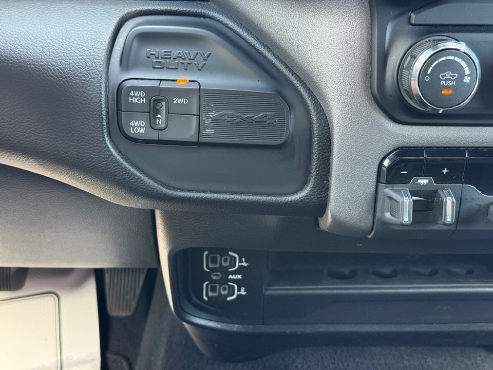 2024 Ram 3500 Big Horn Crew Cab 4x4 8' Box, 38646, Photo