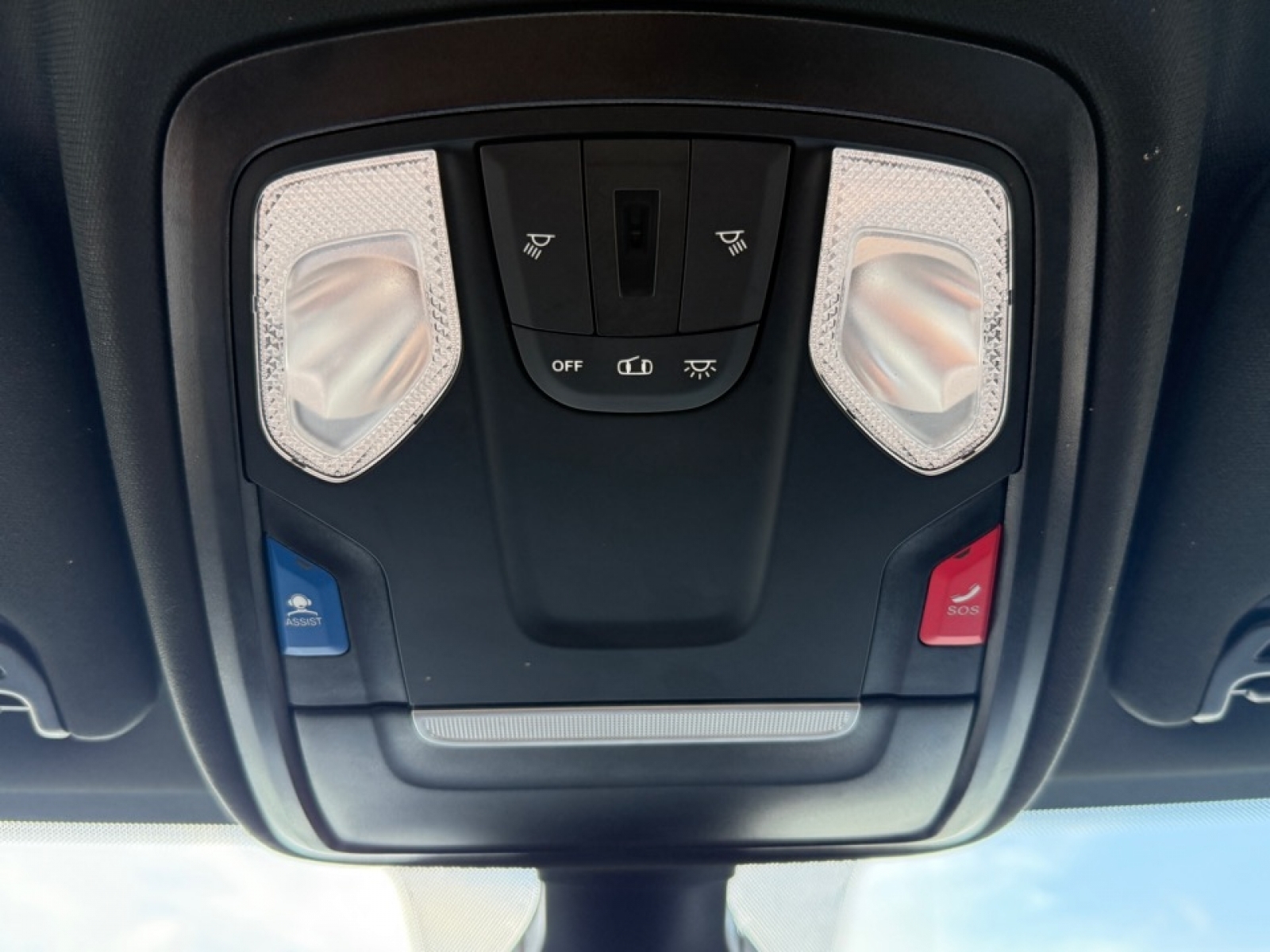 2024 Ram 3500 Big Horn Crew Cab 4x4 8' Box, 38646, Photo