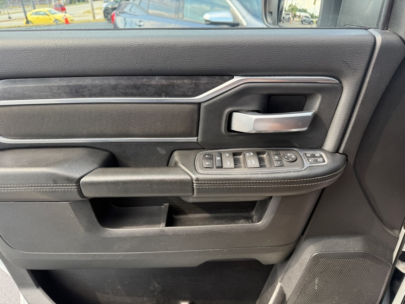 2024 Ram 3500 Big Horn Crew Cab 4x4 8' Box, 38646, Photo