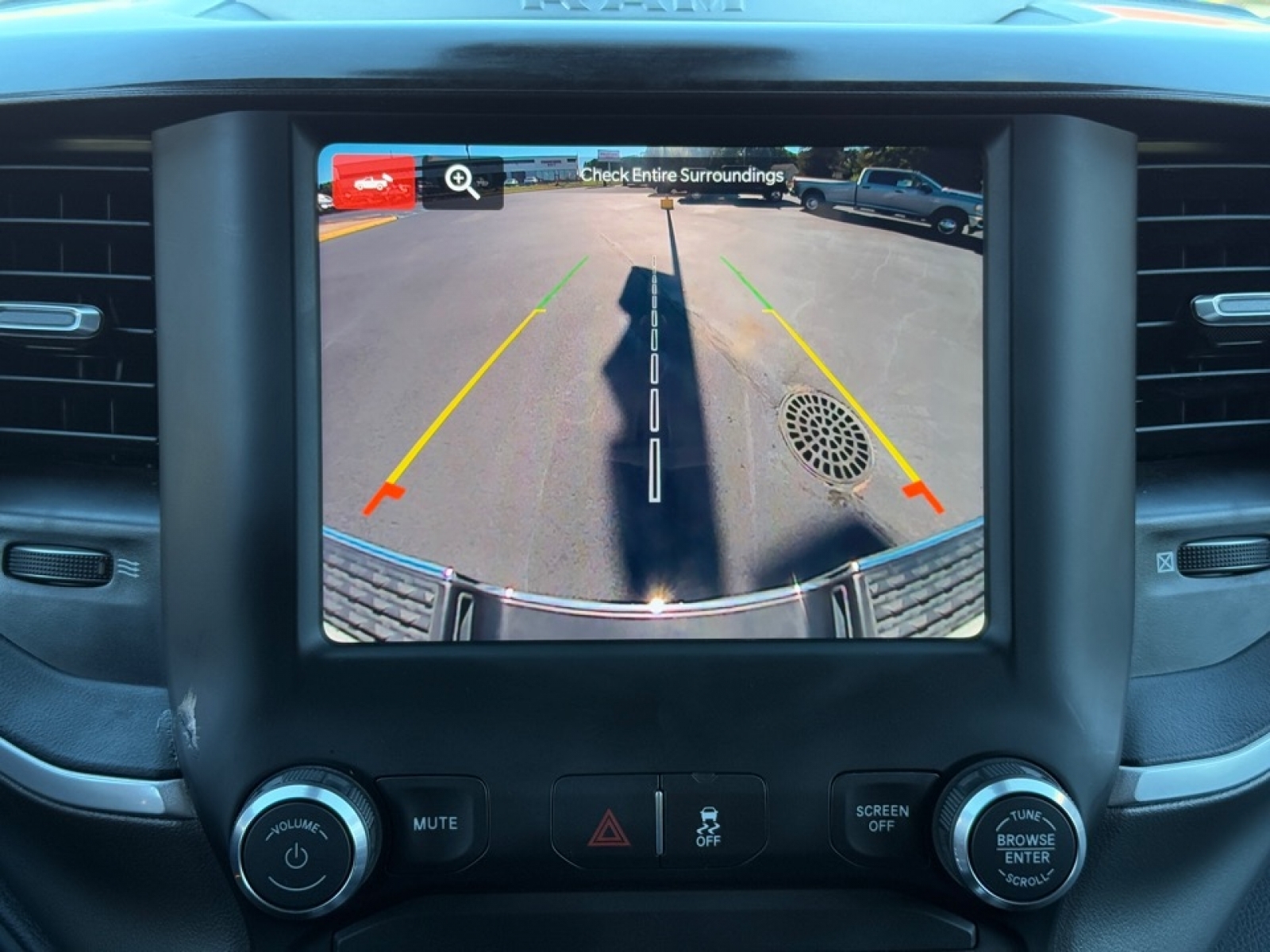 2024 Ram 3500 Big Horn Crew Cab 4x4 8' Box, 38944, Photo