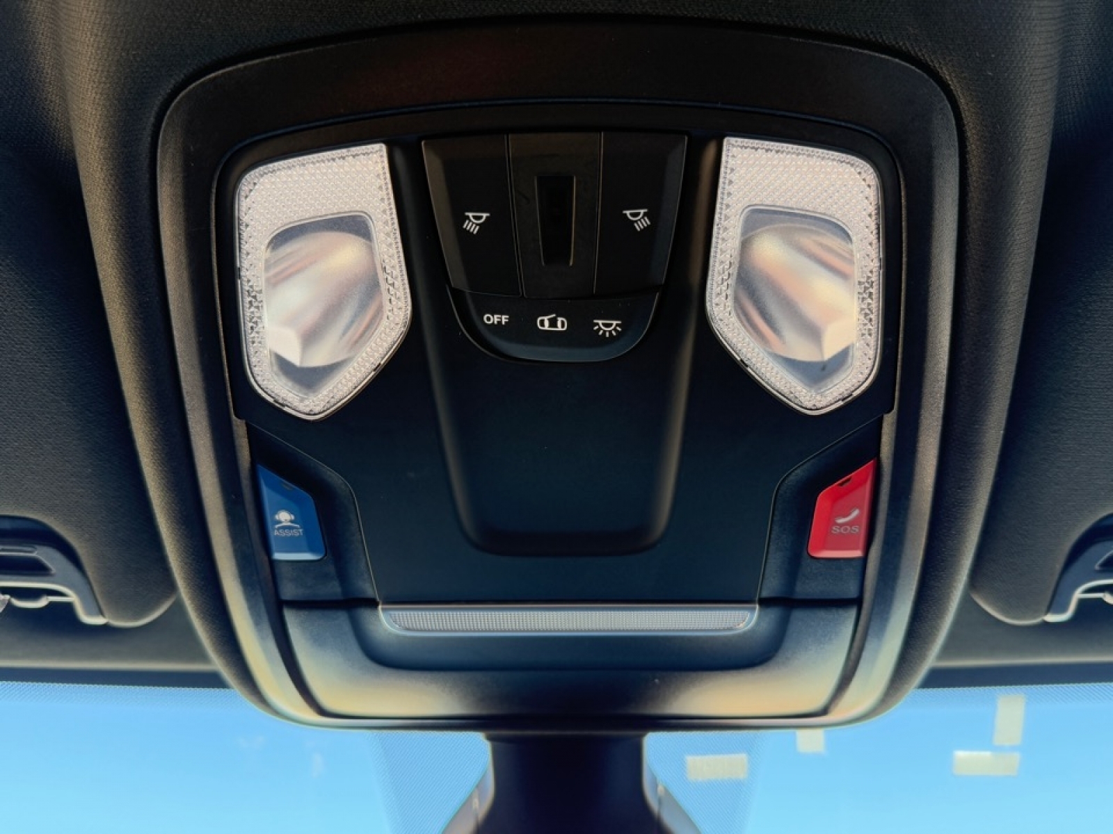 2024 Ram 3500 Big Horn Crew Cab 4x4 8' Box, 38944, Photo