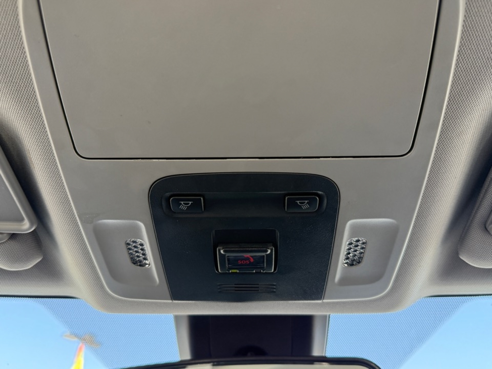 2024 Toyota Camry SE, 38981, Photo