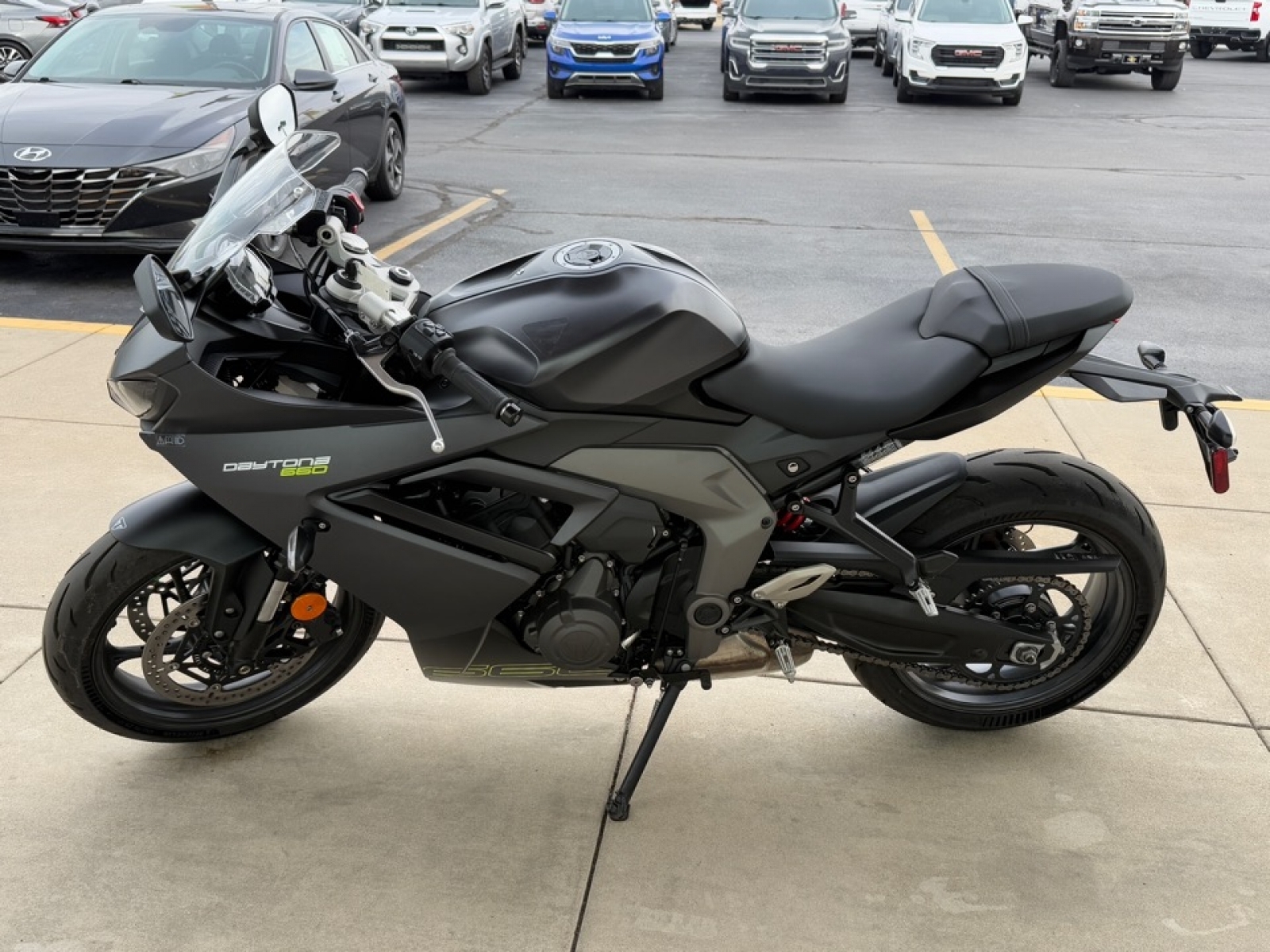 2025 Triumph 660 , 38562D, Photo