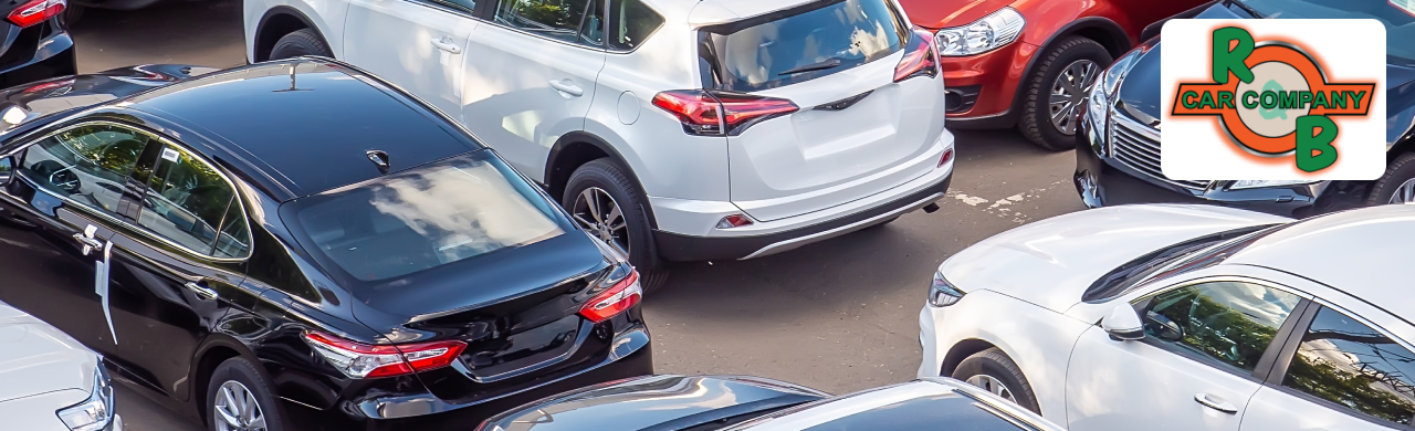 Customer browsing used trucks and SUVs at the R&B Car Company Fort Wayne location