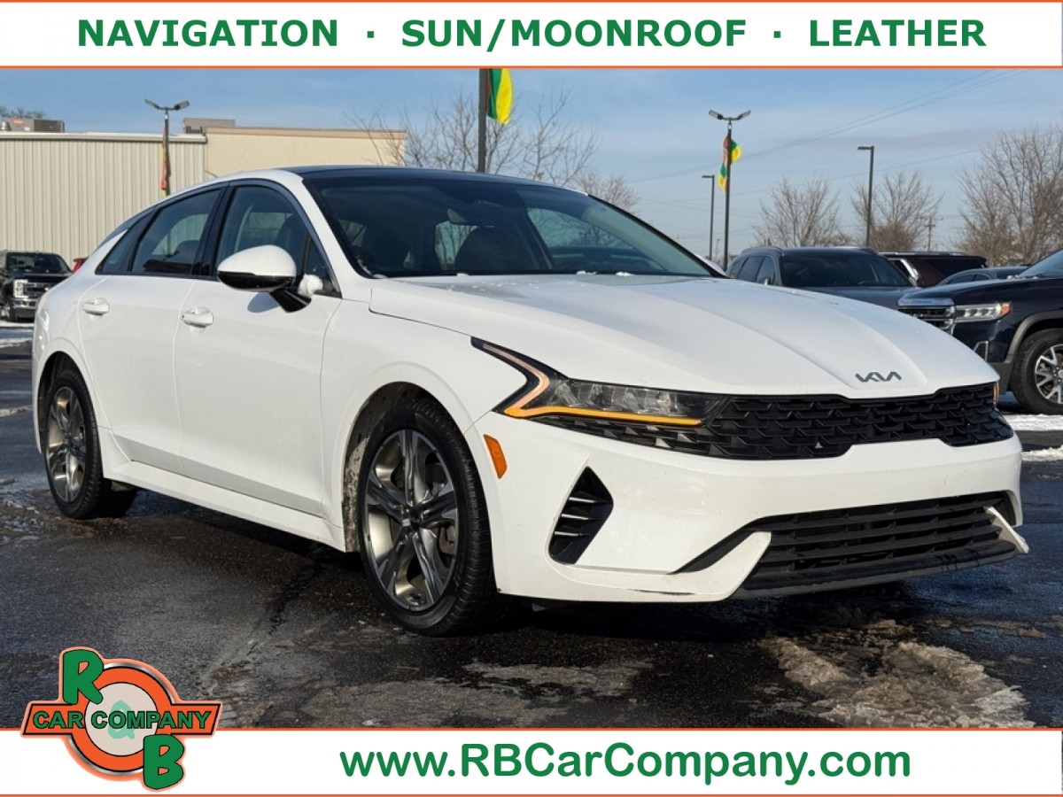 2023 Kia K5 EX's photo