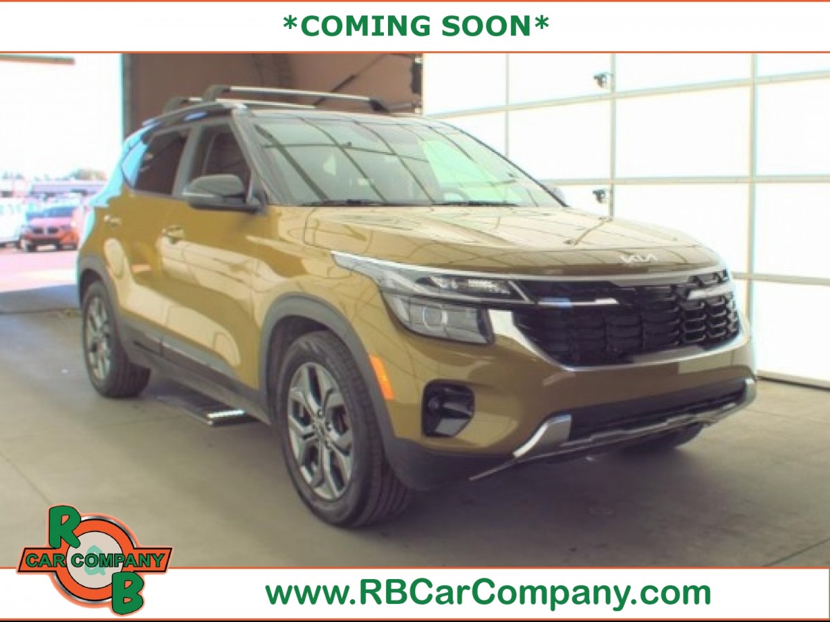 2024 Kia Seltos S's photo