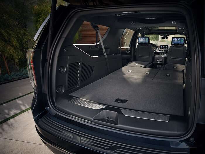 2021 Chevrolet Suburban Interior
