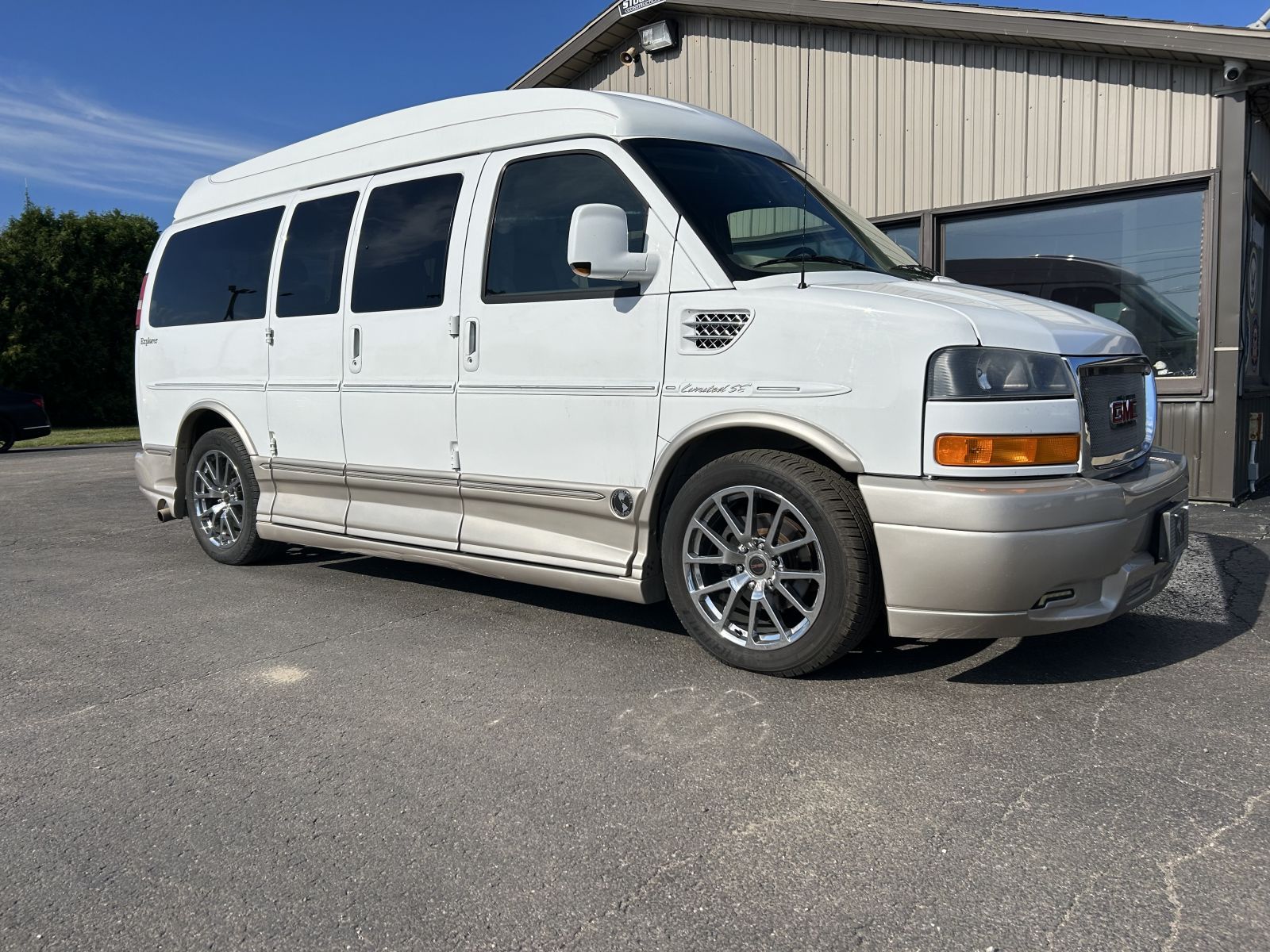 2012 Chevrolet Express 1500 Upfitter, W2683, Photo 1