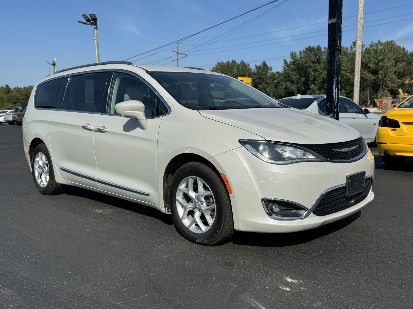 2016 Dodge Grand Caravan R/T, W2832, Photo 1