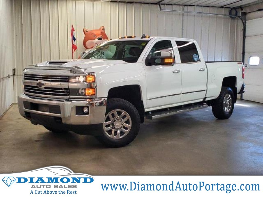 2017 Chevrolet Silverado 1500 High Country, 3238, Photo 1