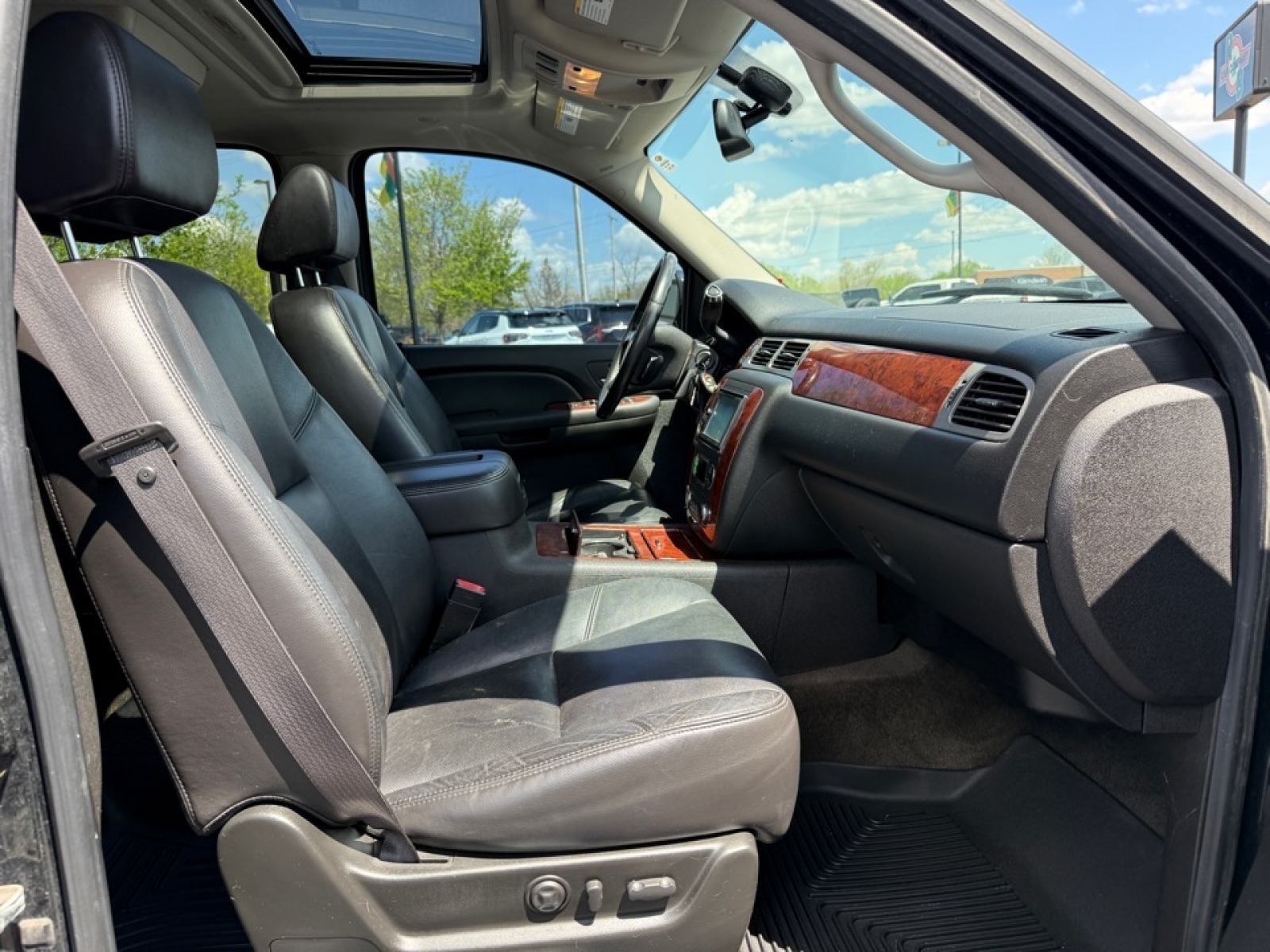 2009 Chevrolet Tahoe LTZ, 39652A, Photo