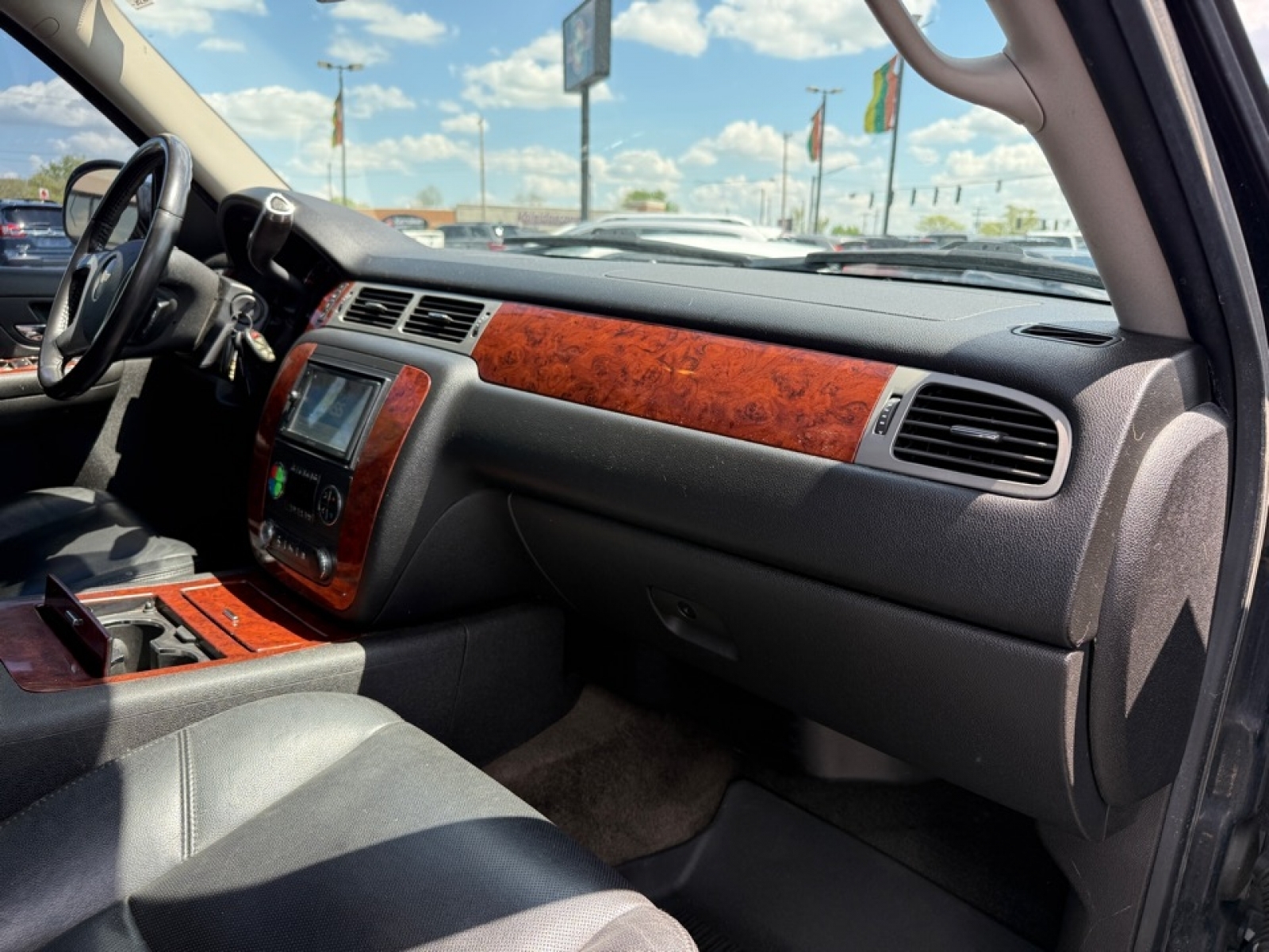 2009 Chevrolet Tahoe LTZ, 39652A, Photo