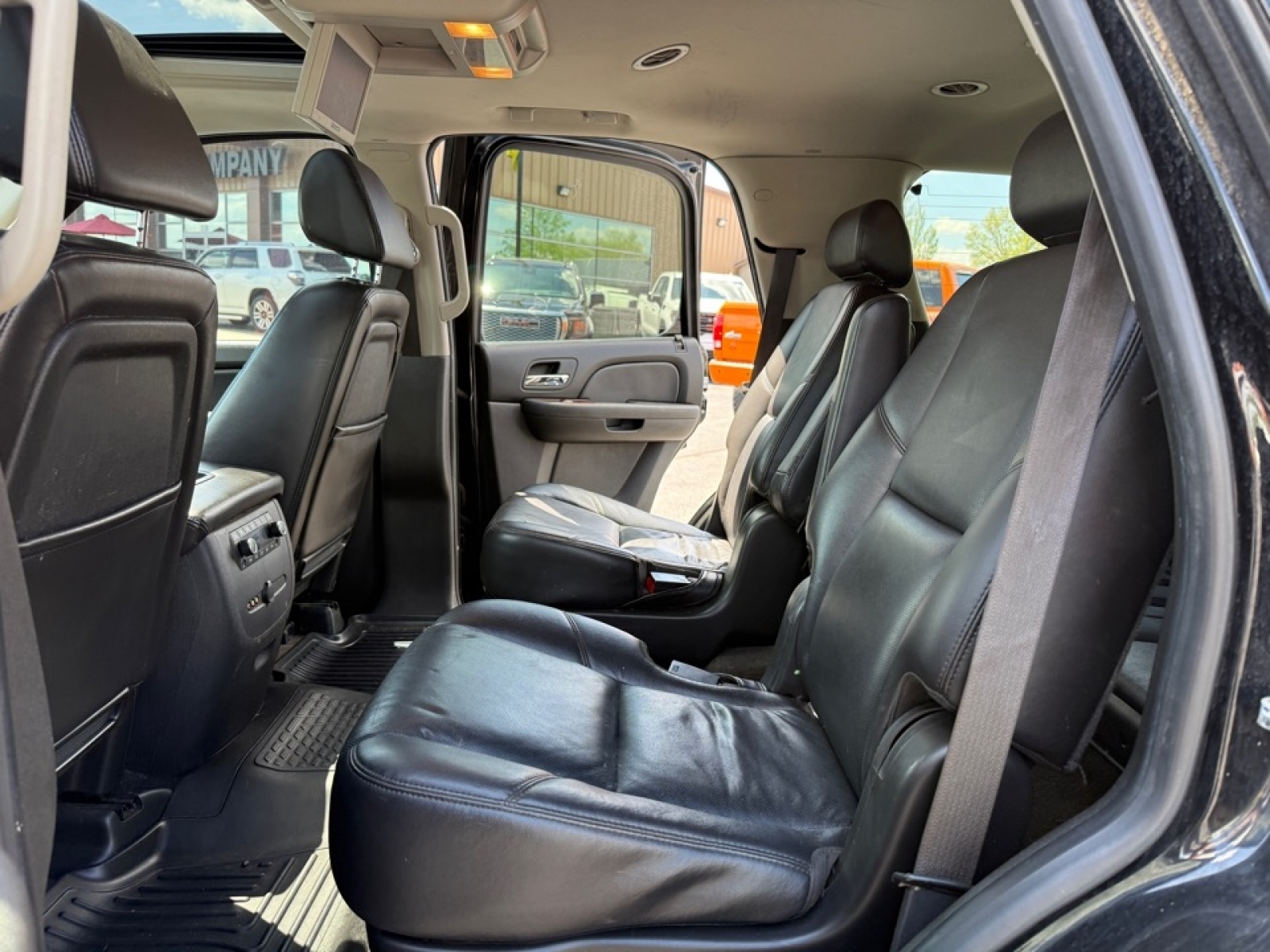 2009 Chevrolet Tahoe LTZ, 39652A, Photo