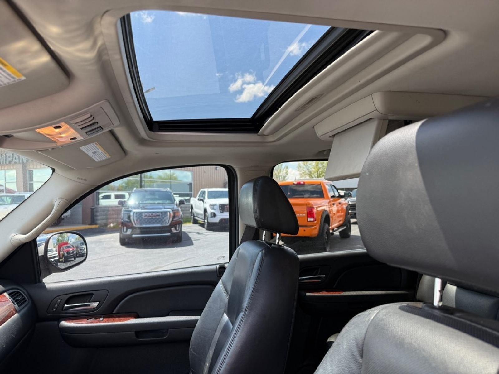 2009 Chevrolet Tahoe LTZ, 39652A, Photo