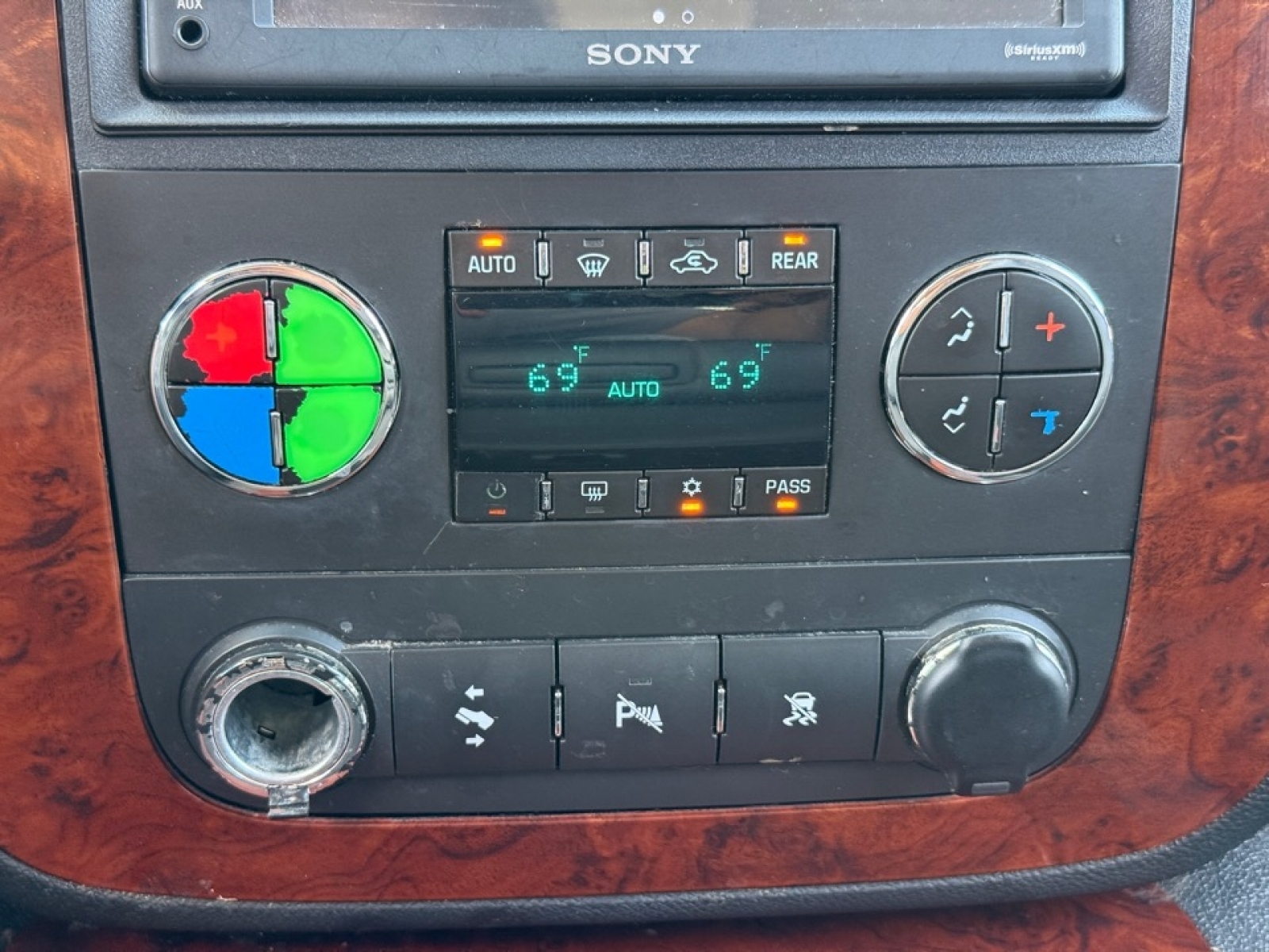 2009 Chevrolet Tahoe LTZ, 39652A, Photo