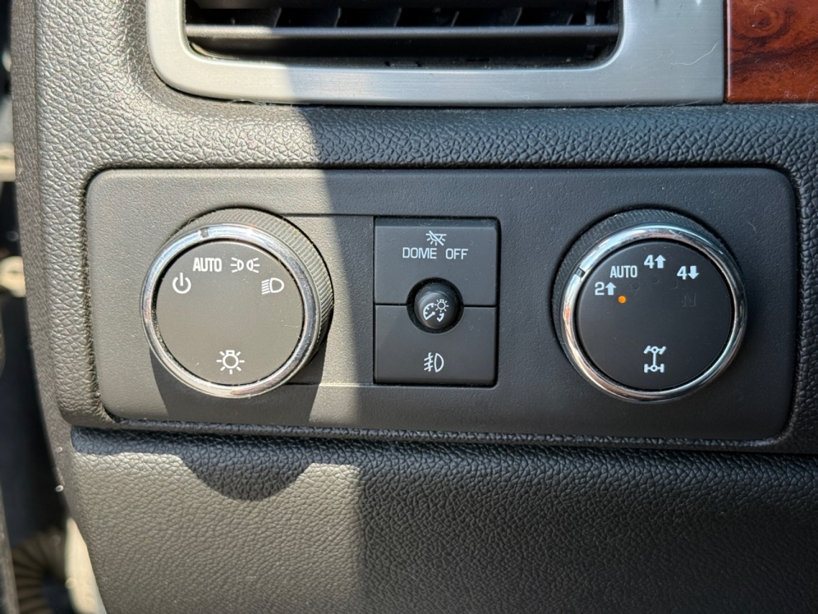 2009 Chevrolet Tahoe LTZ, 39652A, Photo