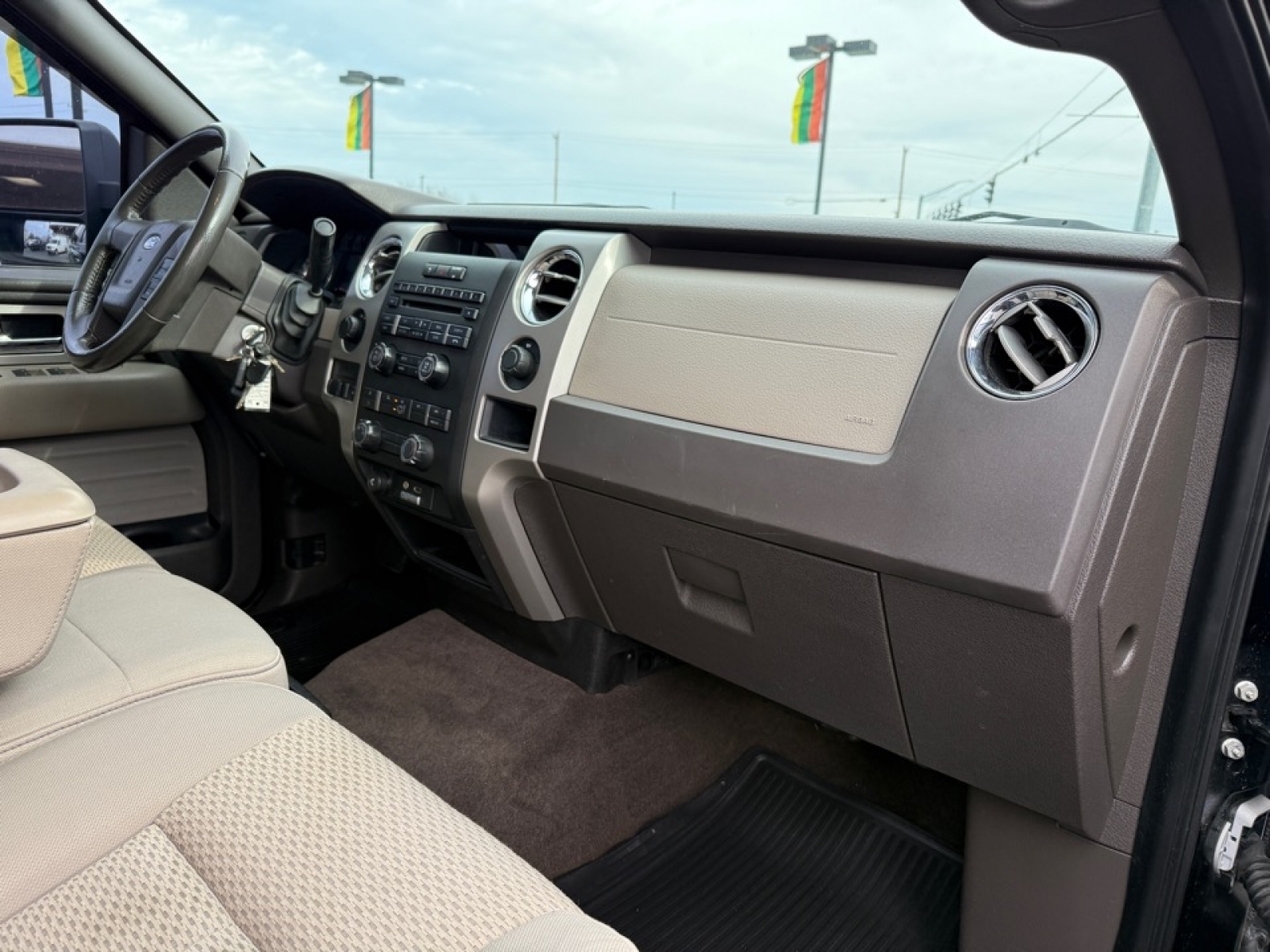 2010 Ford F-150 XL, 39153A, Photo