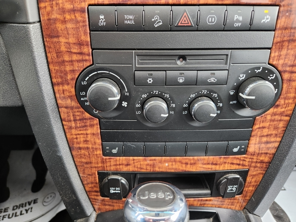 2010 Jeep Commander Limited, 39594B, Photo