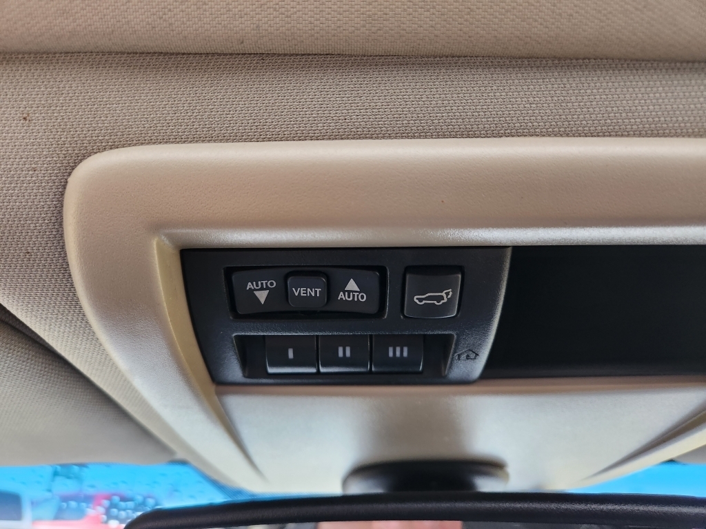 2010 Jeep Commander Limited, 39594B, Photo