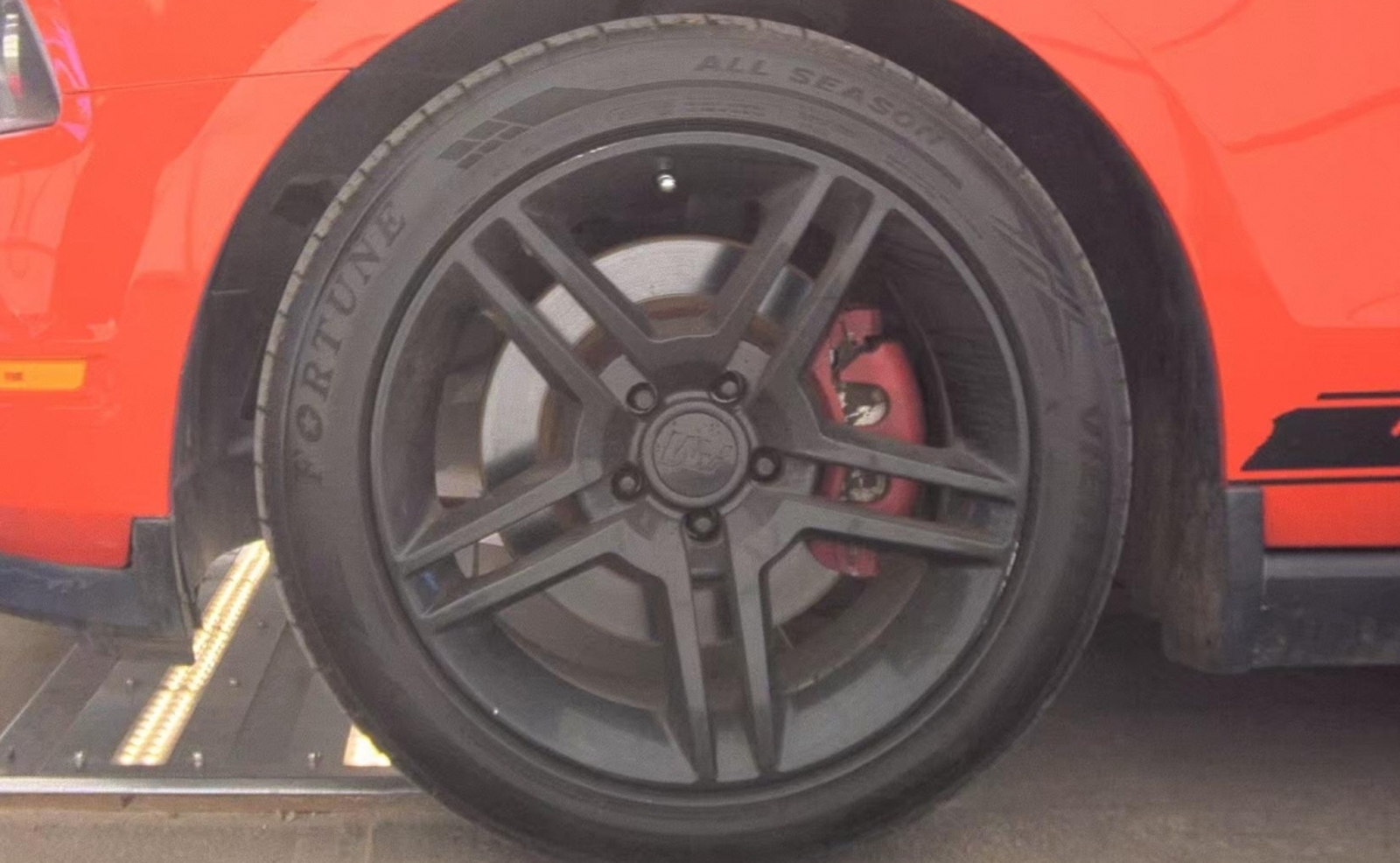 2011 Ford Mustang GT, 39646, Photo
