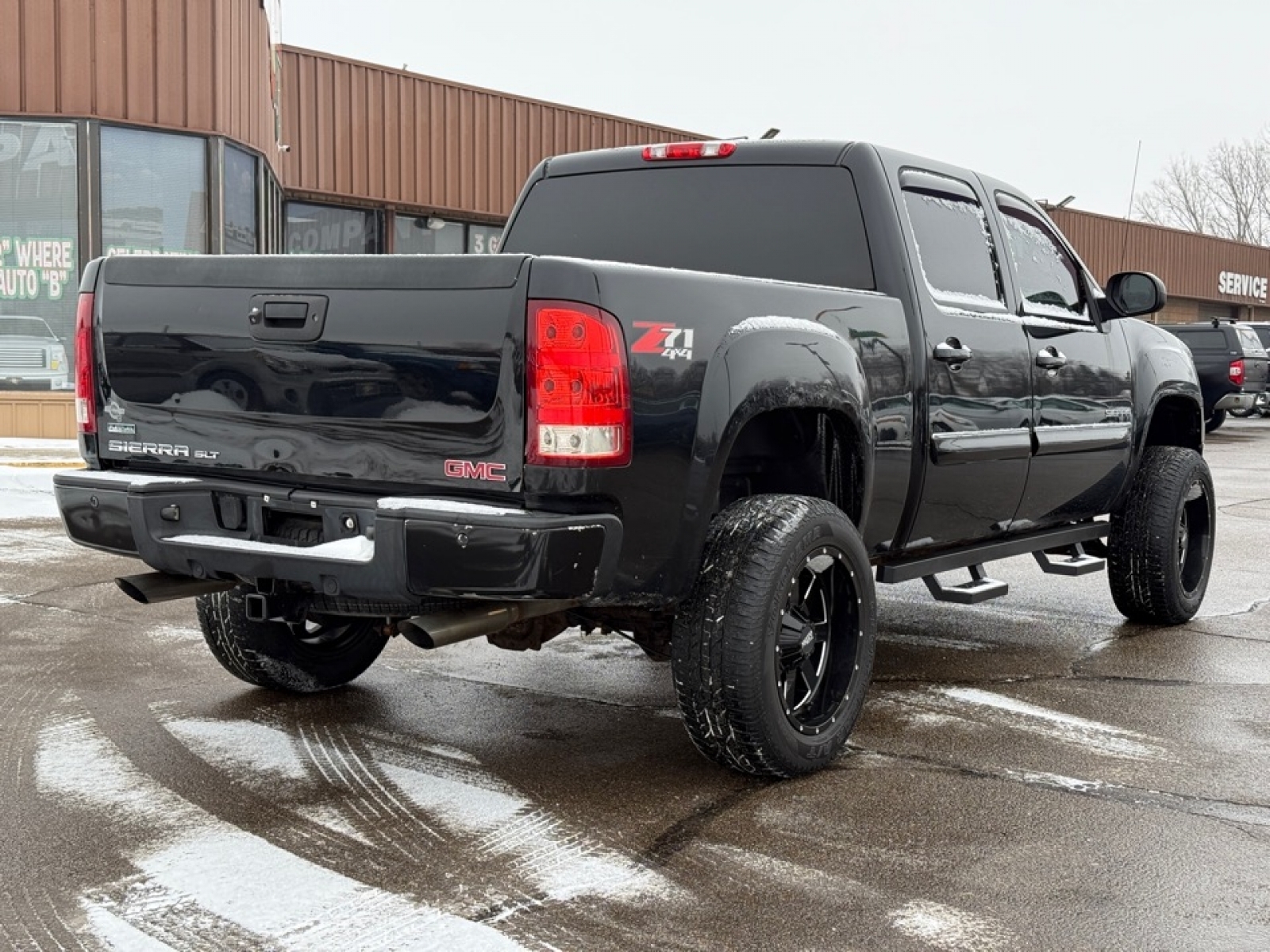2011 GMC Sierra 1500 SLT, 39211A, Photo