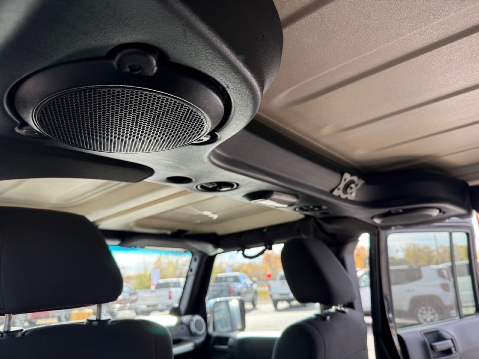 2011 Jeep Wrangler Unlimited Sahara, 38894, Photo