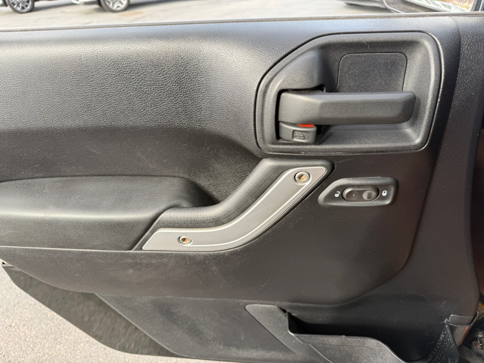 2011 Jeep Wrangler Unlimited Sahara, 38894, Photo