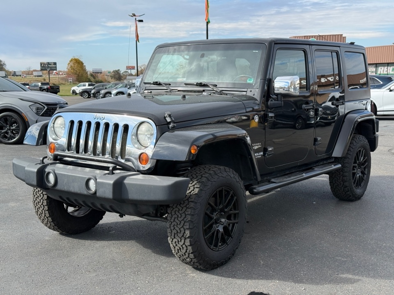 2011 Jeep Wrangler Unlimited Sahara, 38894, Photo