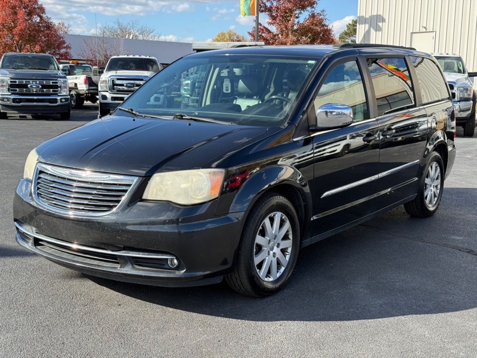 2012 Chrysler Town & Country Touring-L, 37654A, Photo