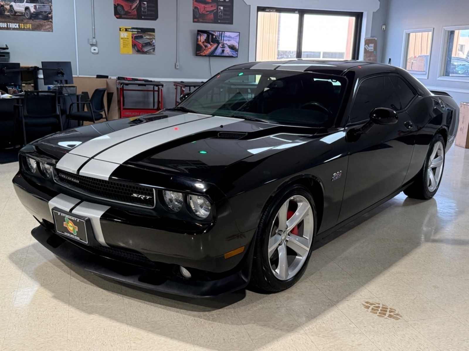 2012 Dodge Challenger SRT8 392, 39277, Photo
