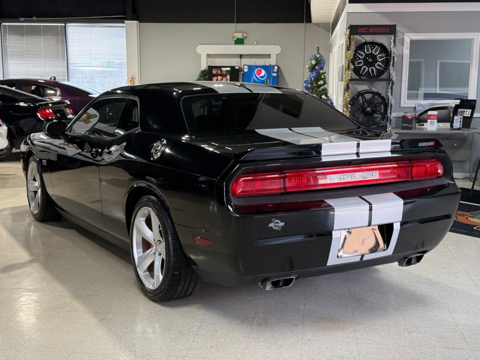 2012 Dodge Challenger SRT8 392, 39277, Photo